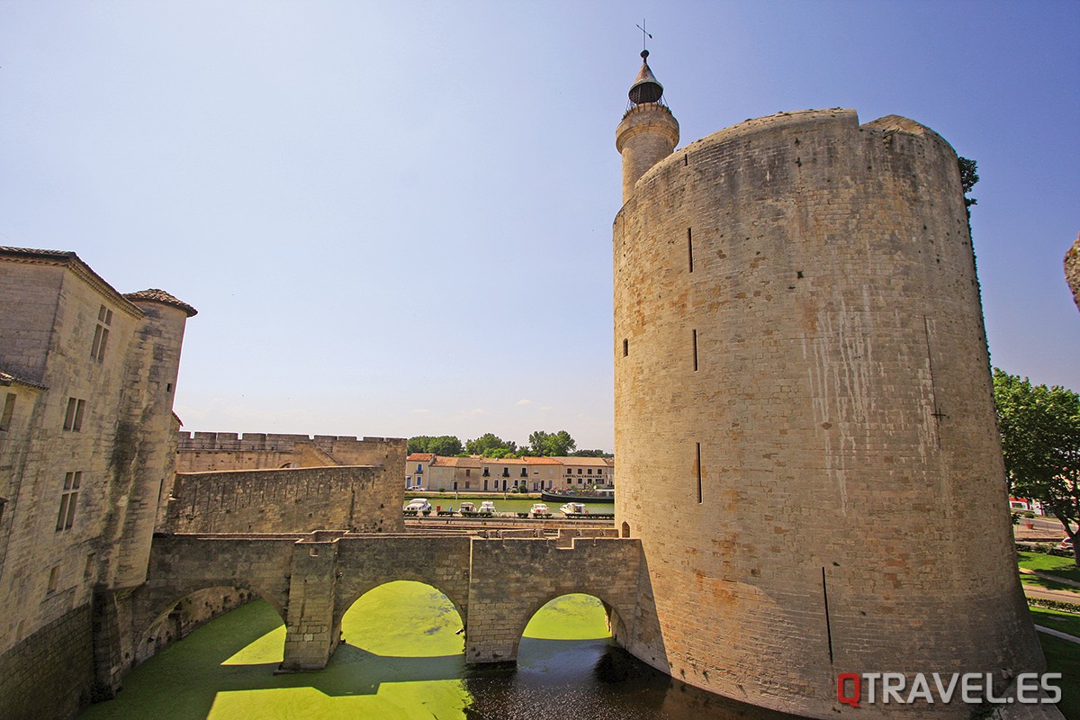 Aigues Mortes Ciudad Medieval Entre Salinas Y Vinedos Revista Qtravel