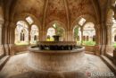 Fuente del claustro en el Real monasterio de Santa Maria de Poblet