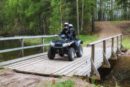 Excursión de motos ATV 4x4 por los bosques