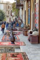 Vendedores de alfombras en la ciudad vieja