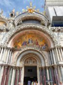 Puerta de la Basílica