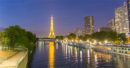 Paris de noche desde el Sena