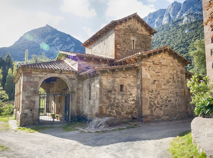 Santa María de Lebeña